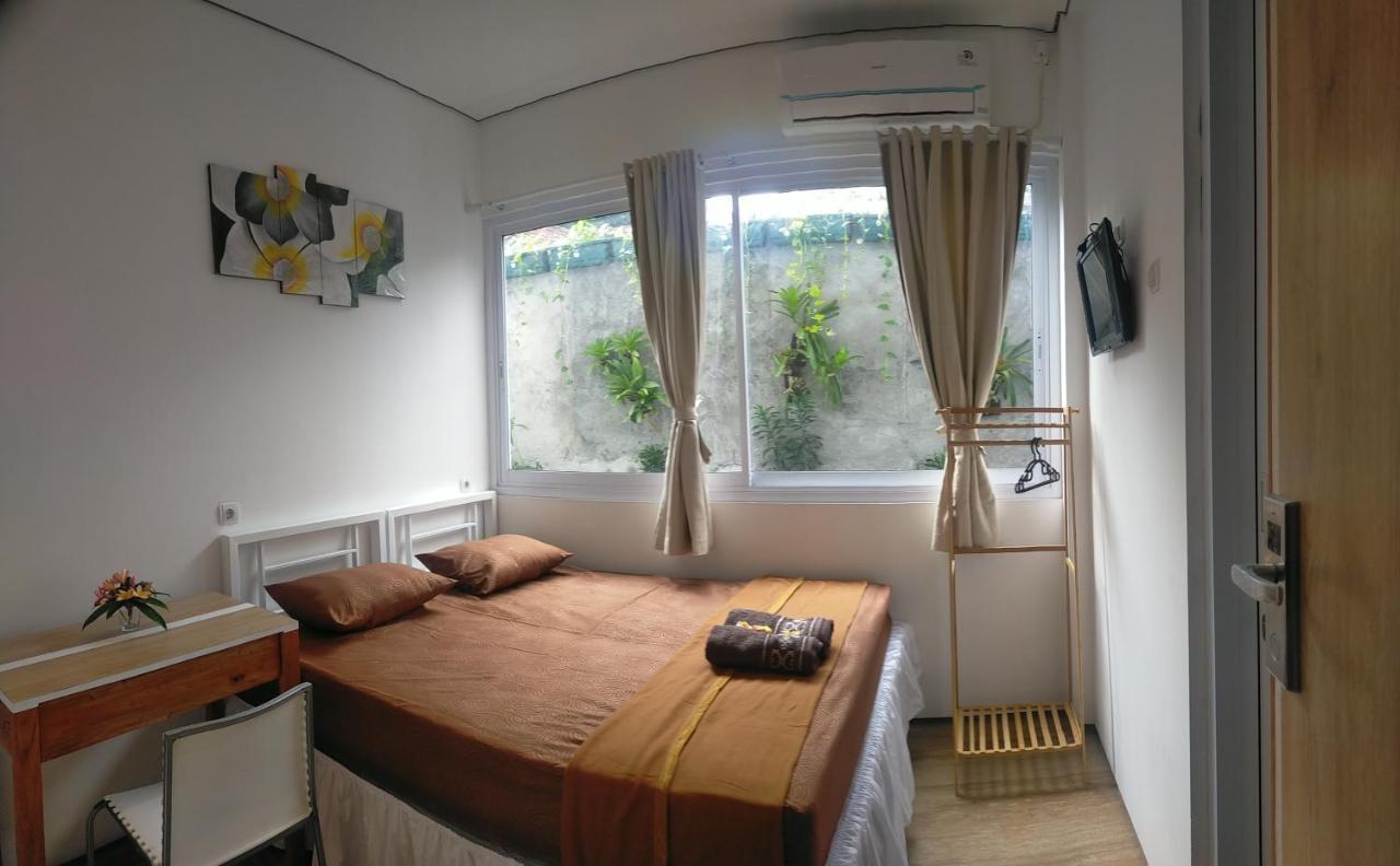 Rion Hostel Bogor Ngoại thất bức ảnh