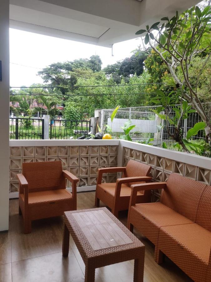 Rion Hostel Bogor Ngoại thất bức ảnh