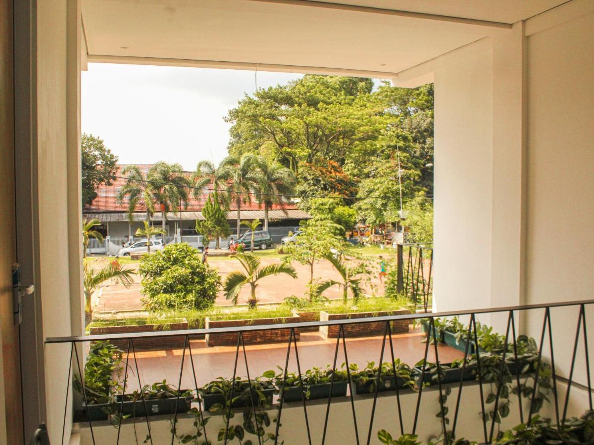 Rion Hostel Bogor Ngoại thất bức ảnh