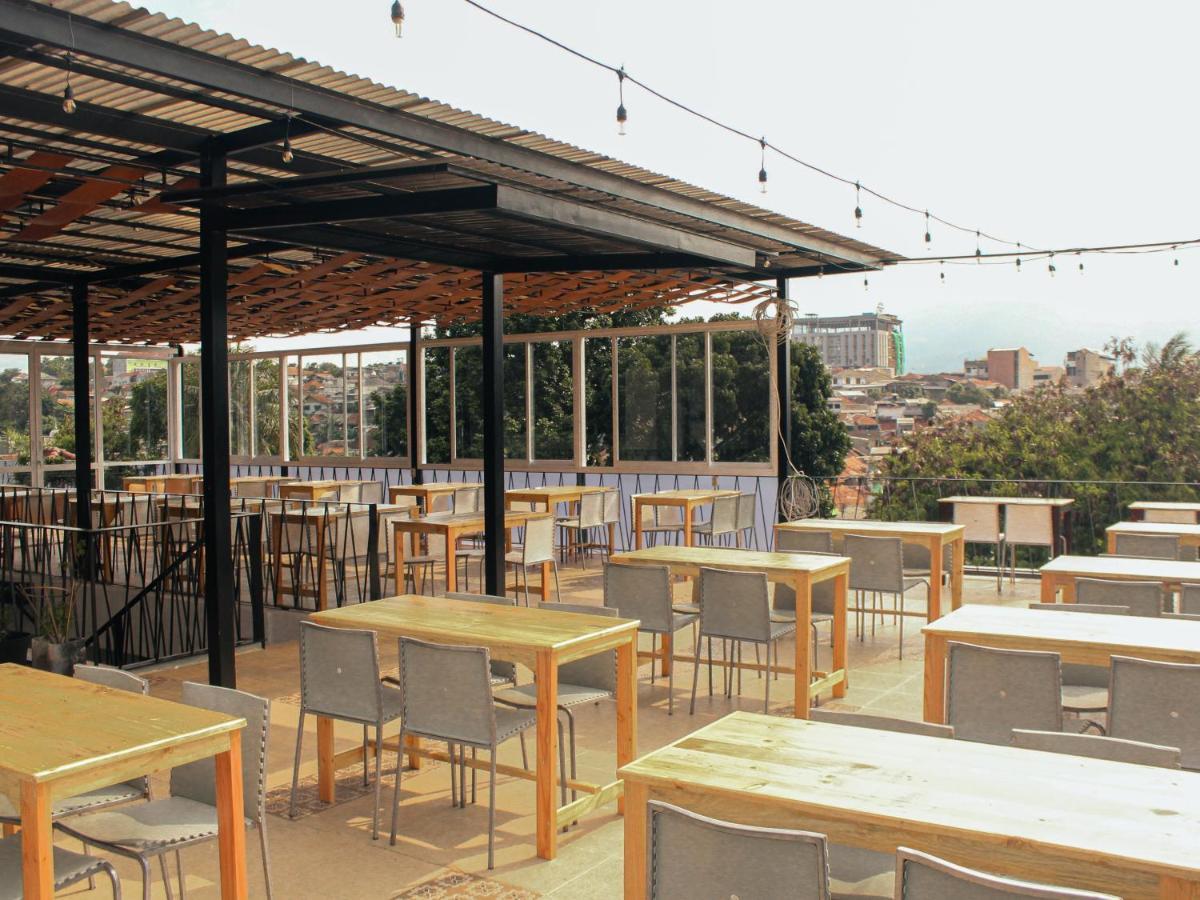 Rion Hostel Bogor Ngoại thất bức ảnh
