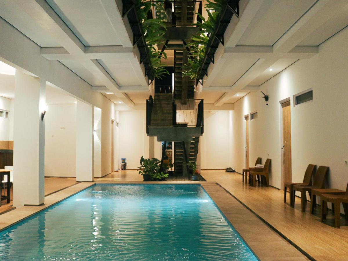 Rion Hostel Bogor Ngoại thất bức ảnh