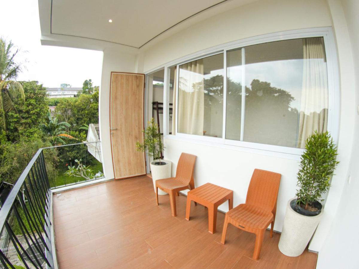 Rion Hostel Bogor Ngoại thất bức ảnh